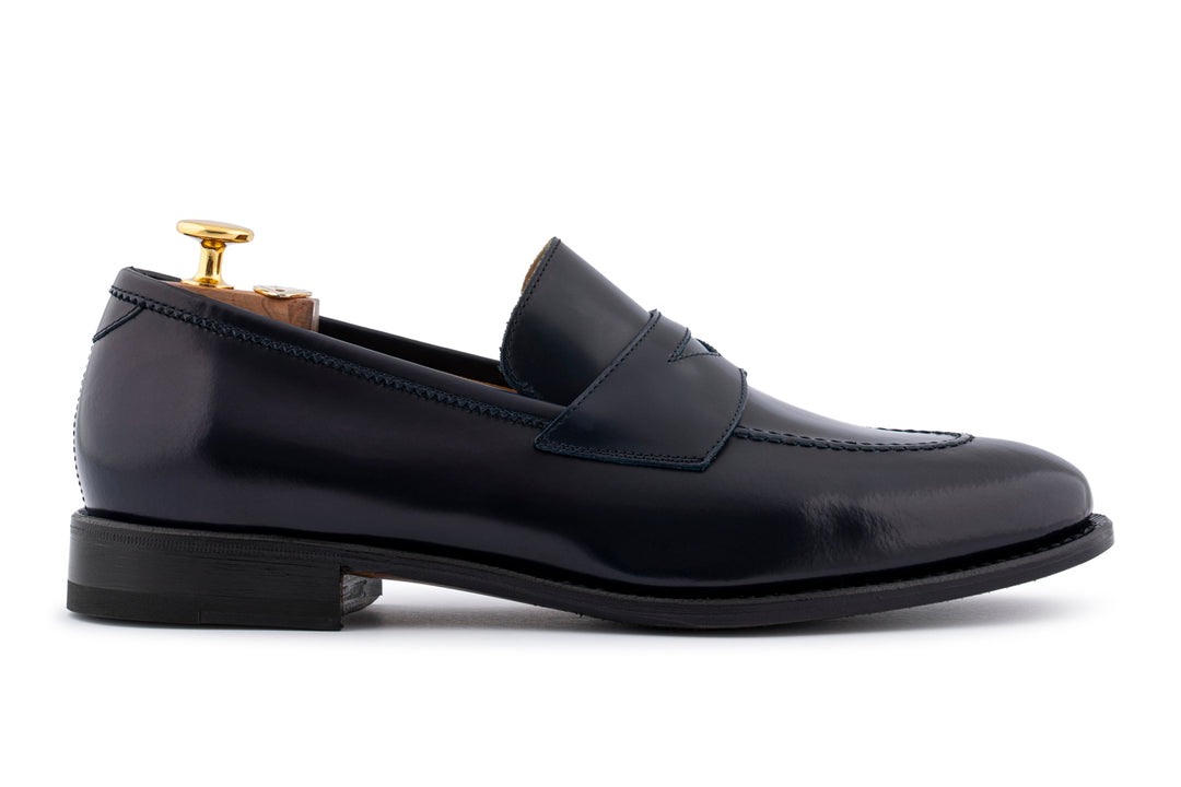 Brushed leather moccasins