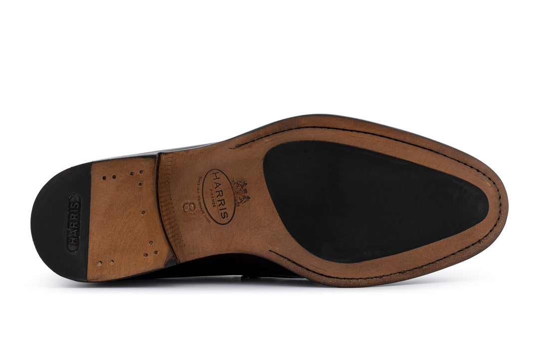 Brushed leather moccasin