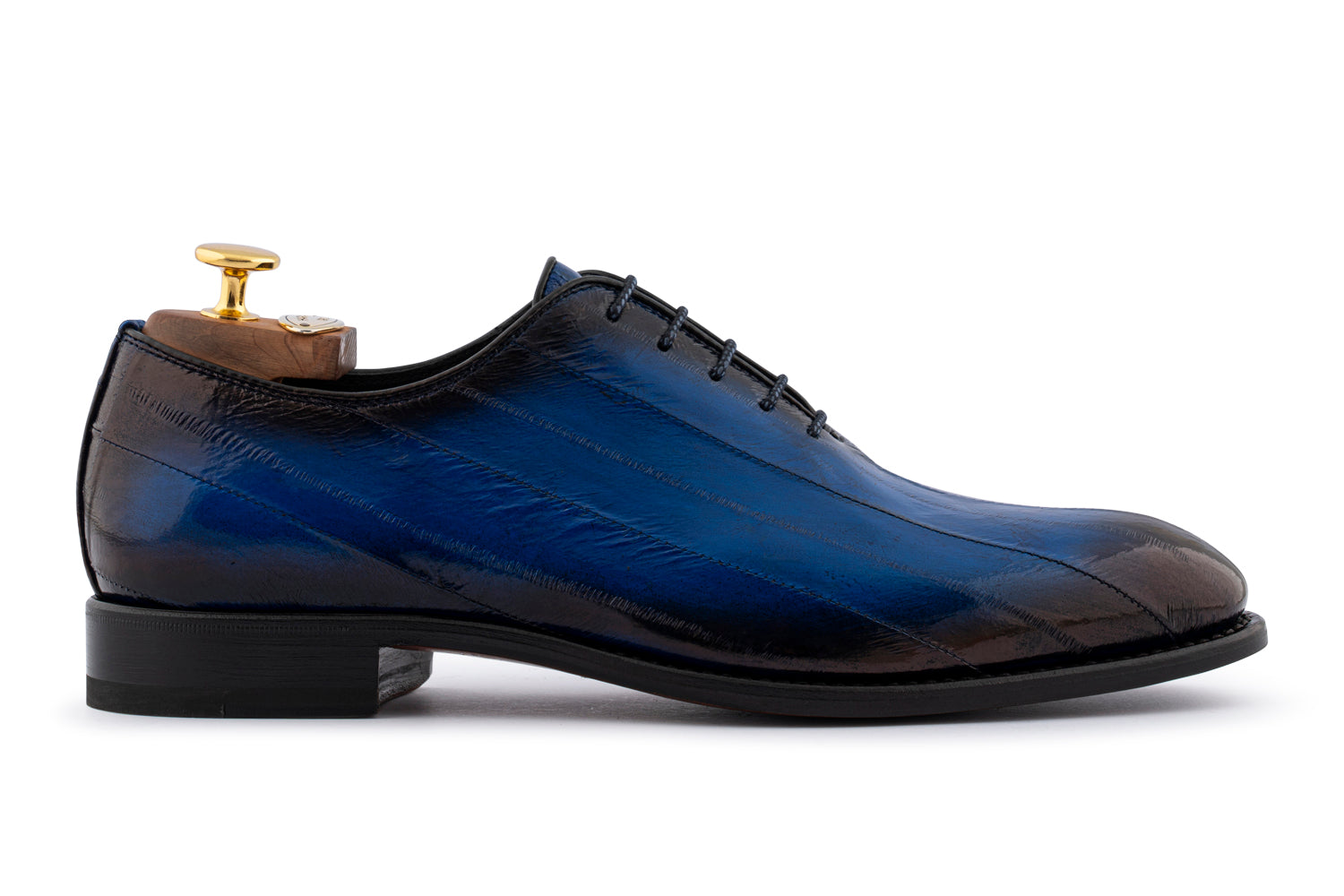 Lace-ups in fine electric blue eel leather – Harris Shoes 1913