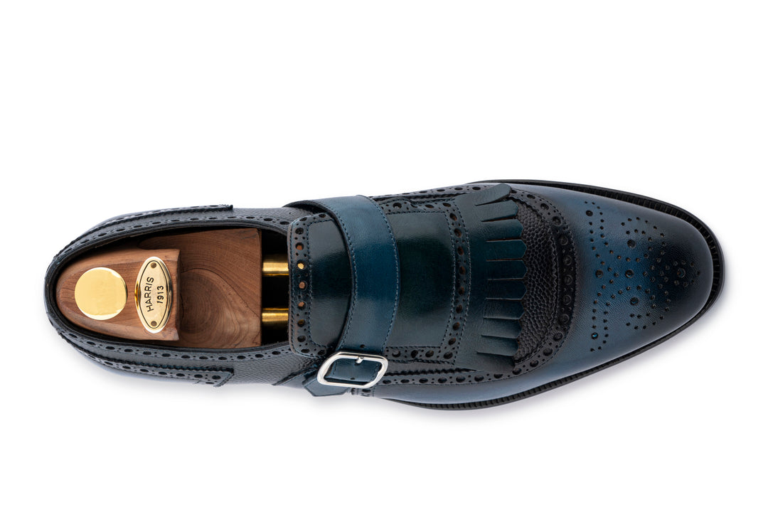Mocasín con hebilla pintada a mano