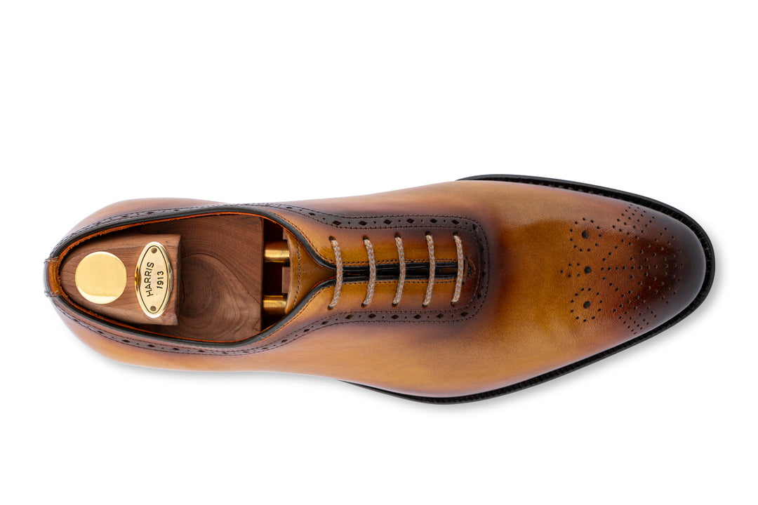 Handgepackte Lederschnur