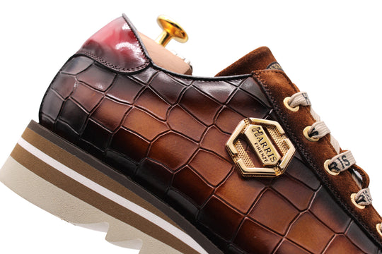 Zapatillas de cuero de efecto cocodrilo y gamuza