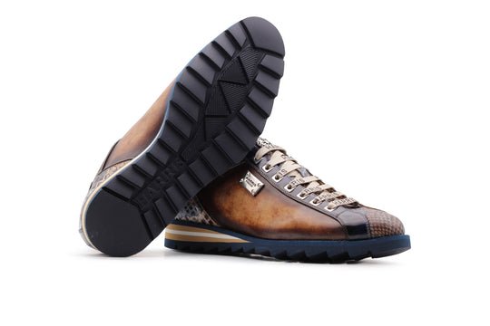 Handgespannte Leder- und Python -Turnschuhe