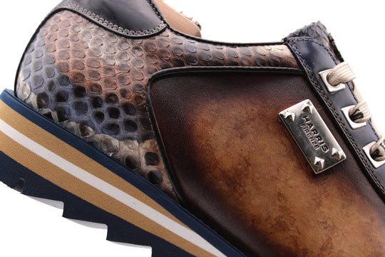 Handgespannte Leder- und Python -Turnschuhe