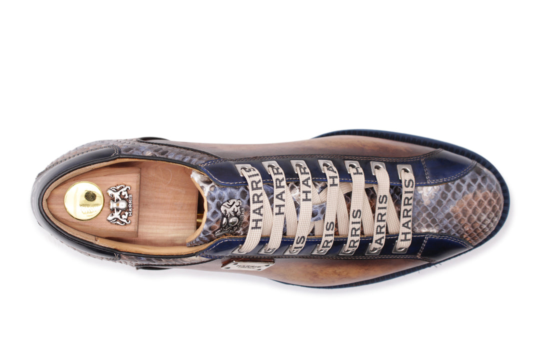 Handgespannte Leder- und Python -Turnschuhe