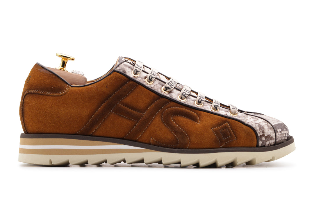 Sneaker in Wildleder und braunem Python