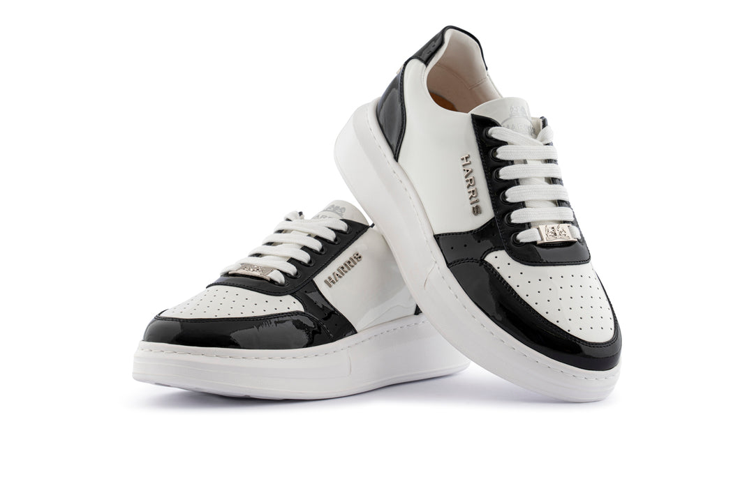 Sneakers aus Lackleder