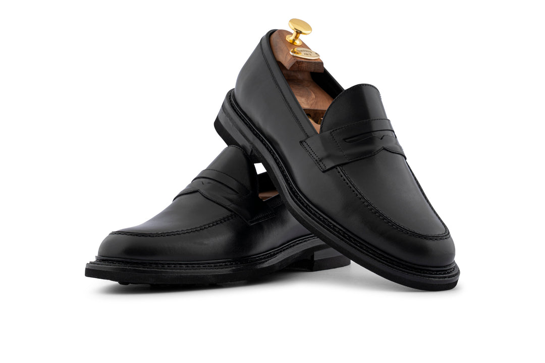 Brushed leather moccasin