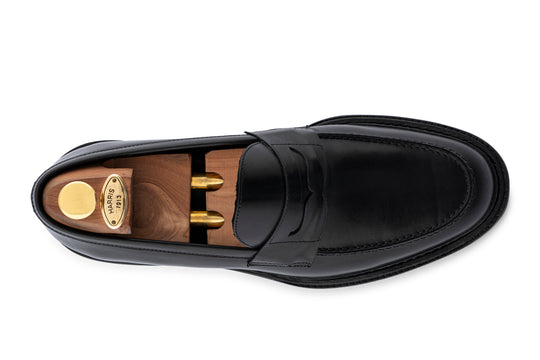 Brushed leather moccasin