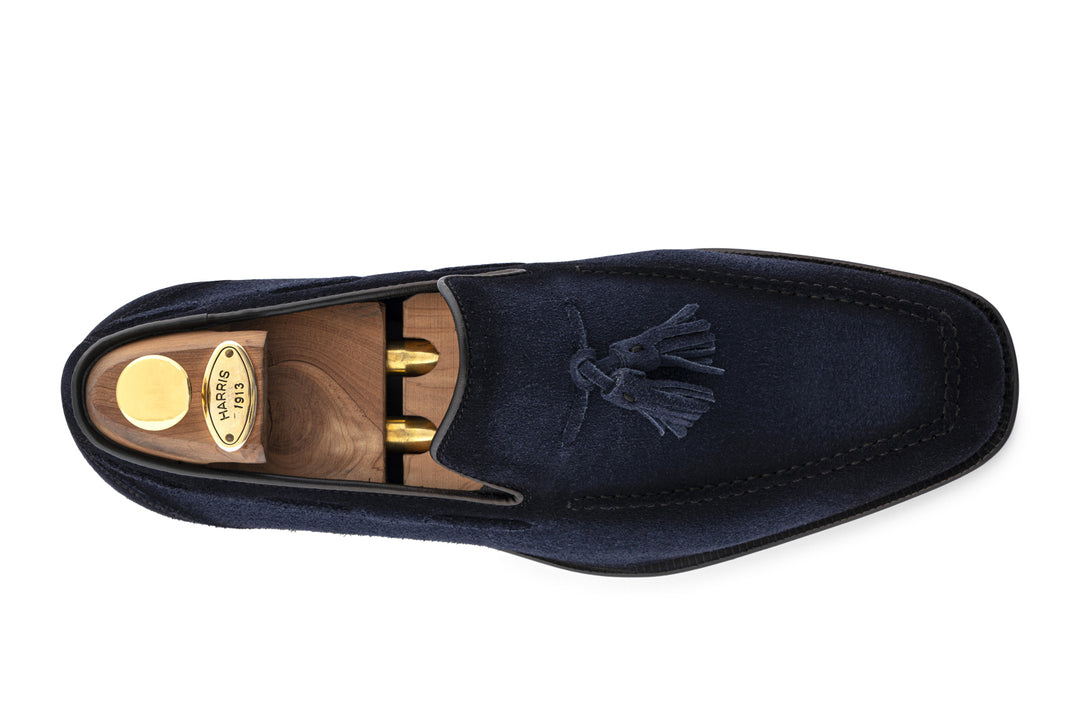 Mocassin à pompon en daim teinté à la main