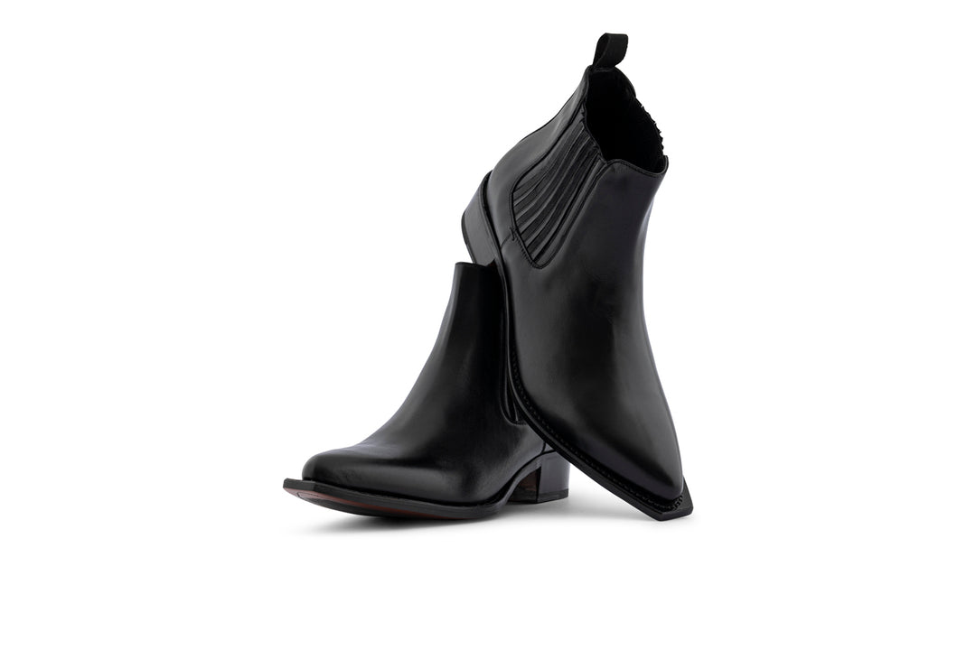 Texan leather ankle boot with elastic