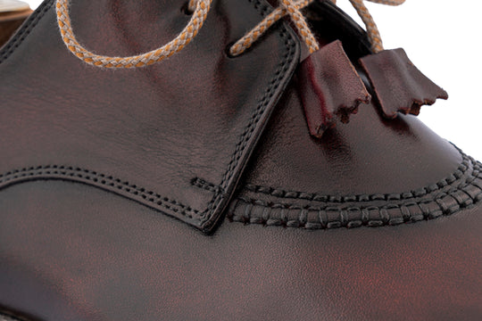 Derby dipinto a mano con lavorazione Norvegese