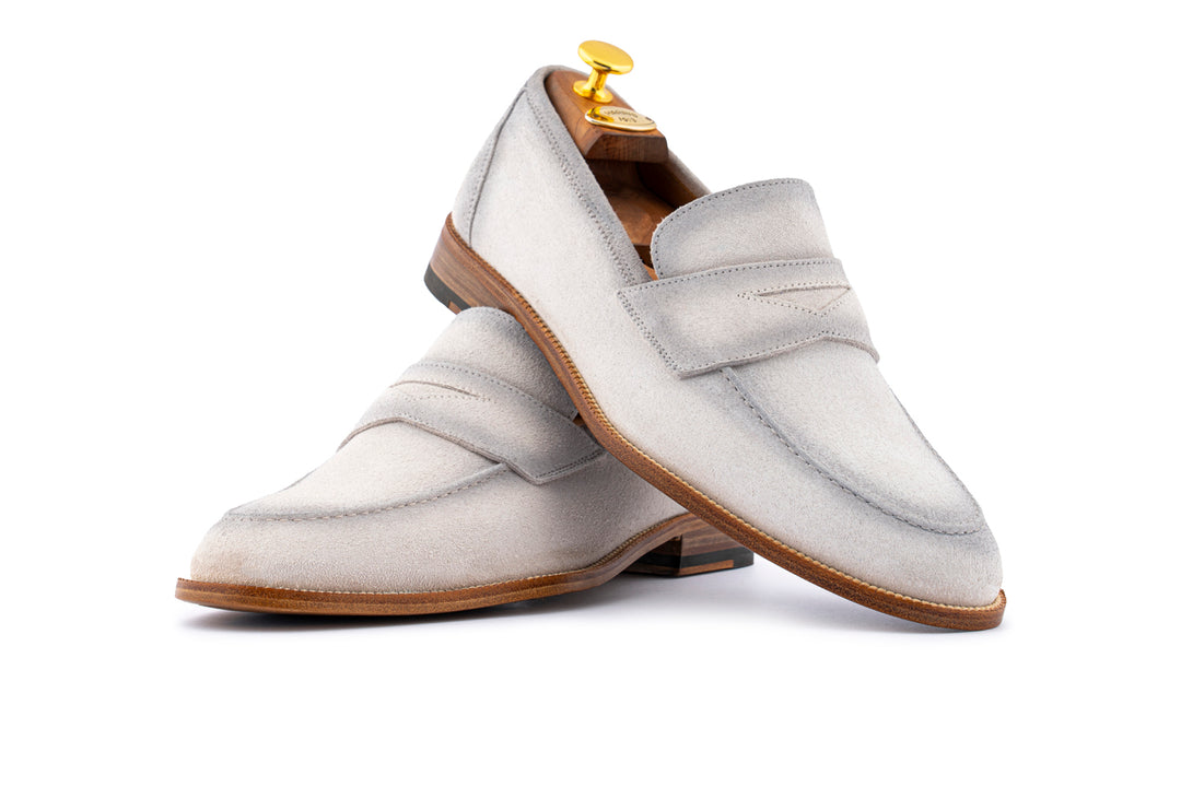 Mocassino in suede anticato a mano