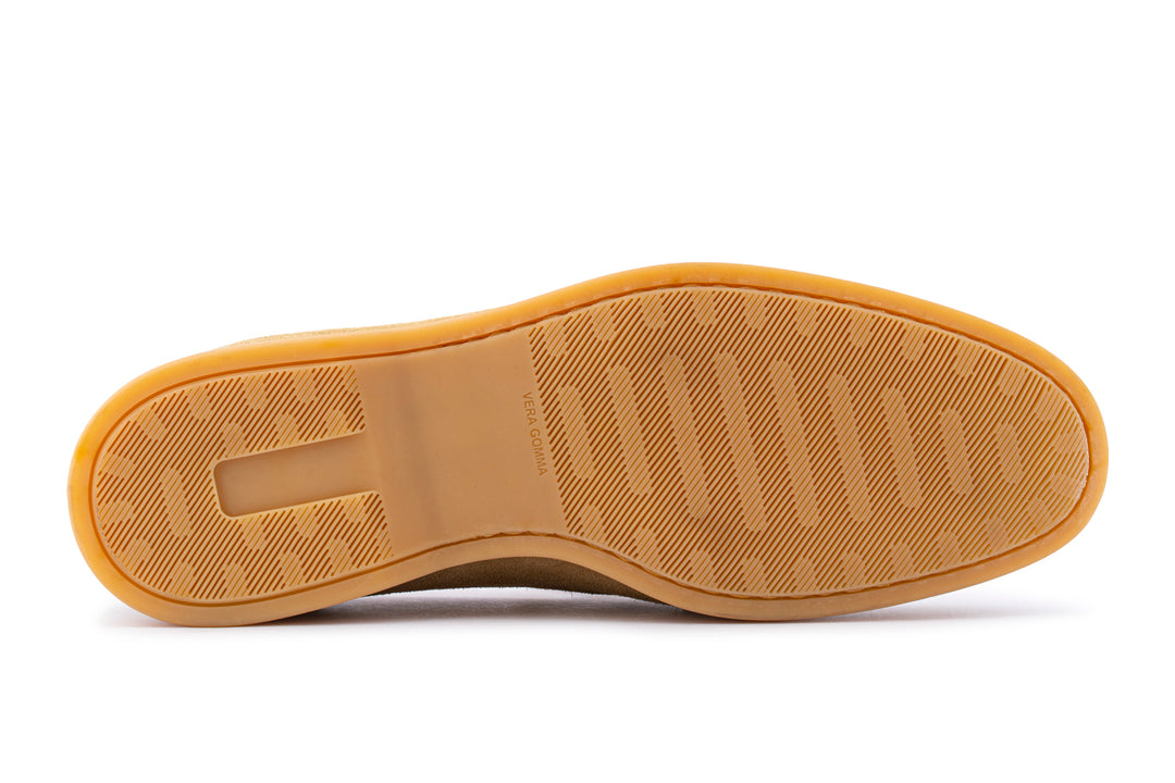 Mocassino in camoscio con cucitura a mano