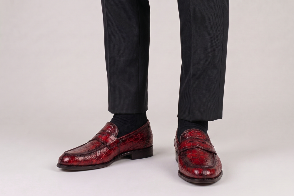Mocassino in alligatore dipinto a mano Rosso