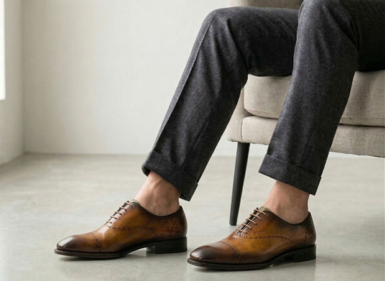 Handbemalte Brogues mit Handnaht