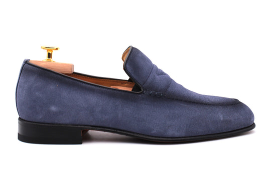 Suede moccasin