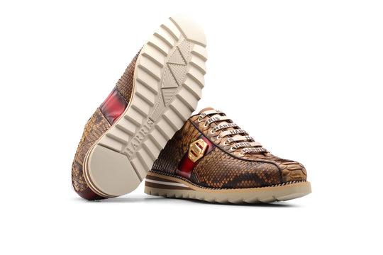 Zapatillas en piel fina.