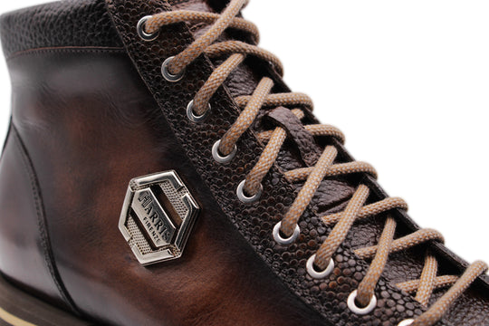 Bottine en cuir peinte à la main