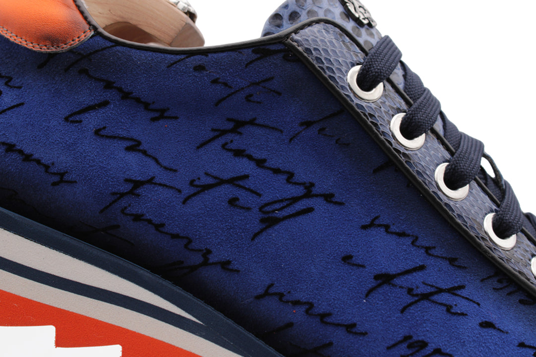 Sneakers aus Writer-Wildleder und Python