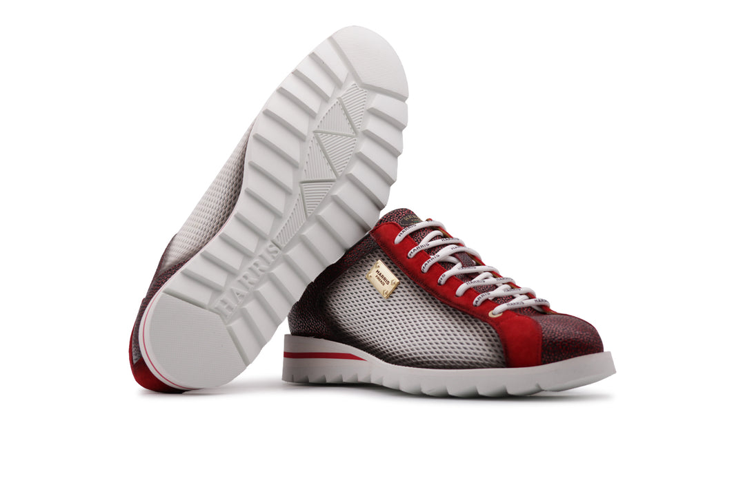 Sneakers mit Perforationseffekt-Print