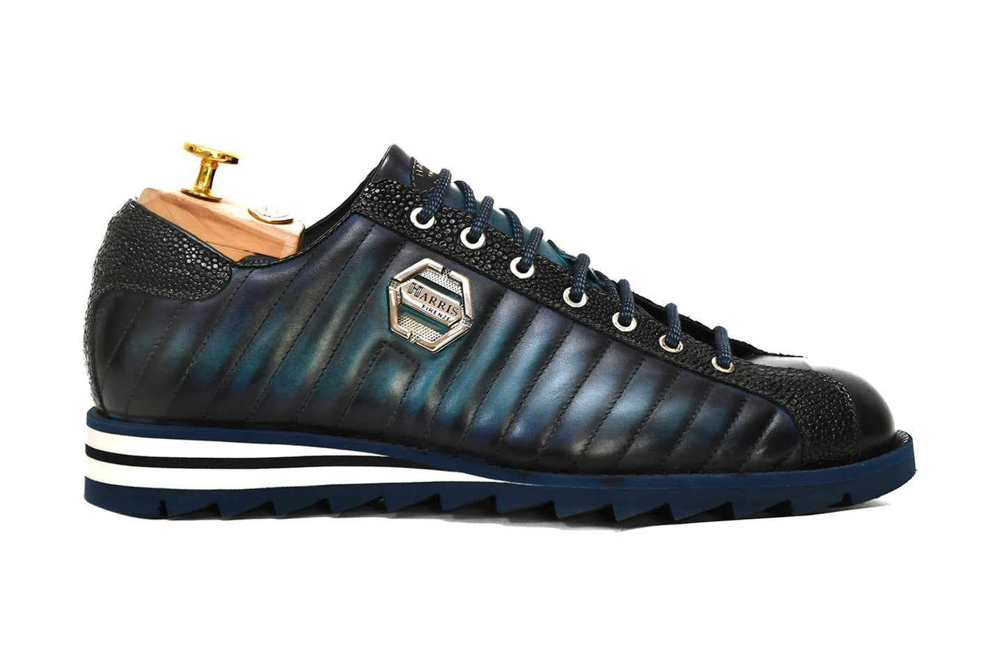 Load image into Gallery viewer, Leather sneakers

