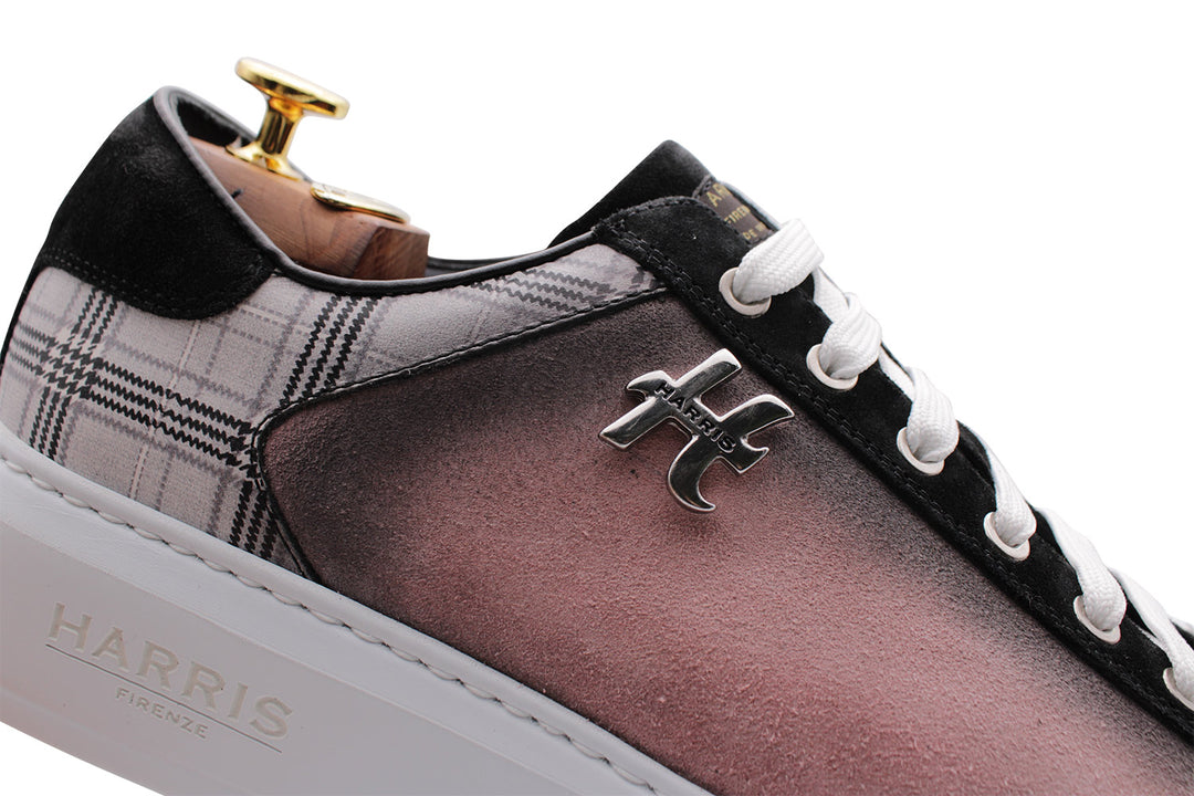 Leather sneakers