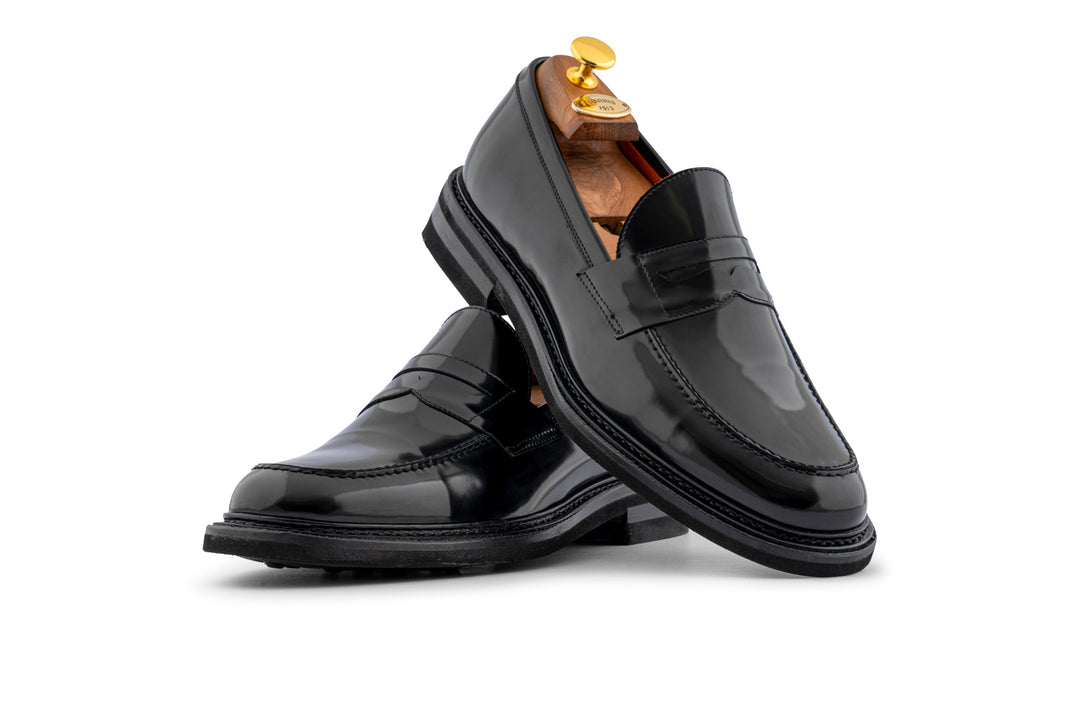 Brushed leather moccasin