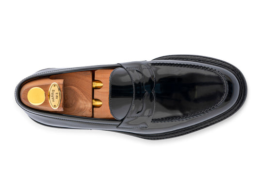 Brushed leather moccasin