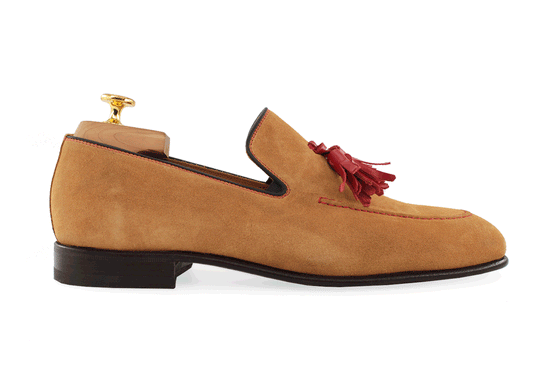 Load image into Gallery viewer, Suede loafer

