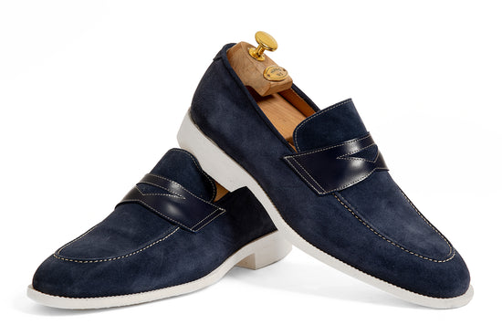 Leather moccasin